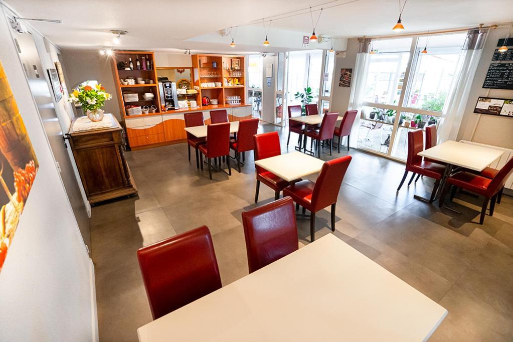 Logis Hotel- Hotel Restaurant Le Rialto Le Sequestre Kültér fotó