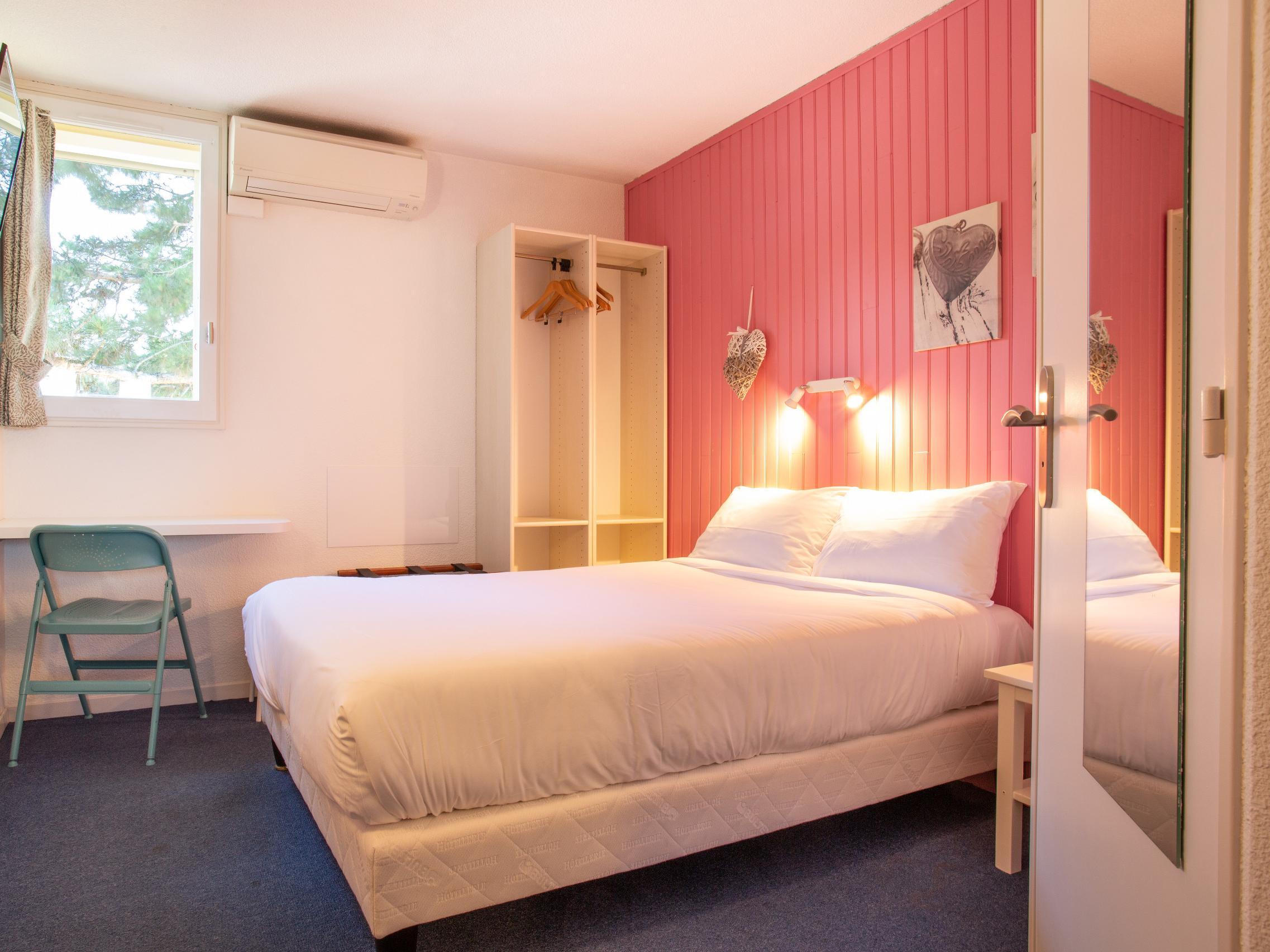 Logis Hotel- Hotel Restaurant Le Rialto Le Sequestre Kültér fotó