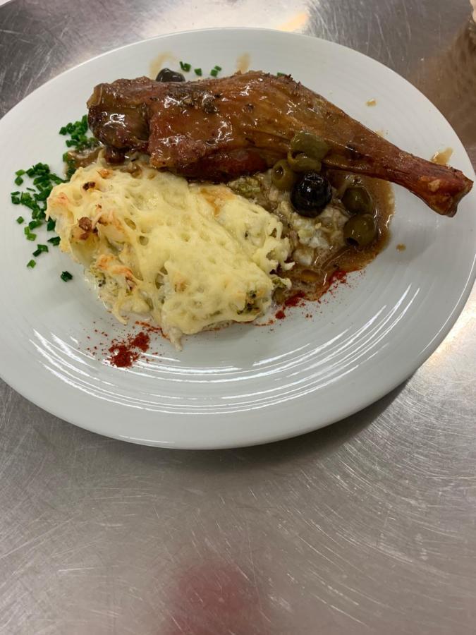 Logis Hotel- Hotel Restaurant Le Rialto Le Sequestre Kültér fotó