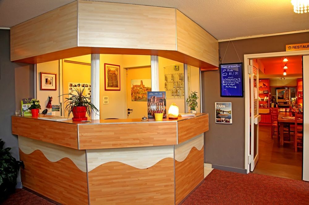 Logis Hotel- Hotel Restaurant Le Rialto Le Sequestre Kültér fotó
