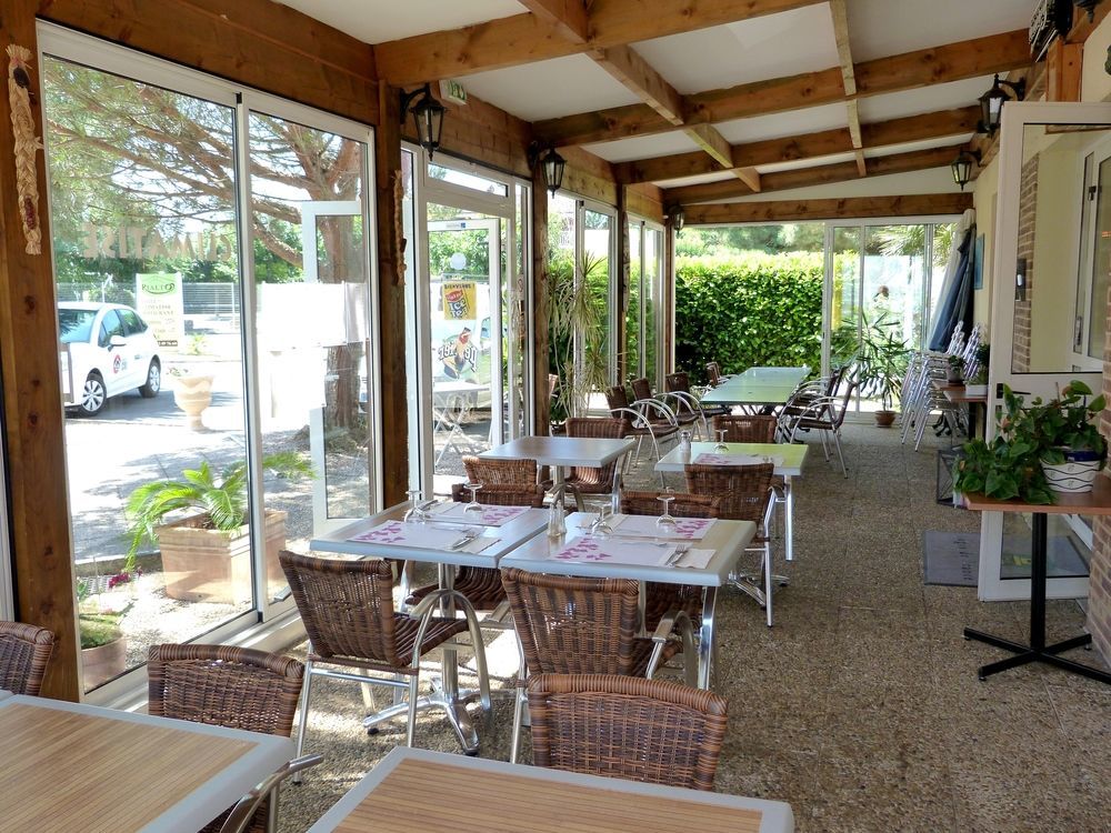 Logis Hotel- Hotel Restaurant Le Rialto Le Sequestre Kültér fotó