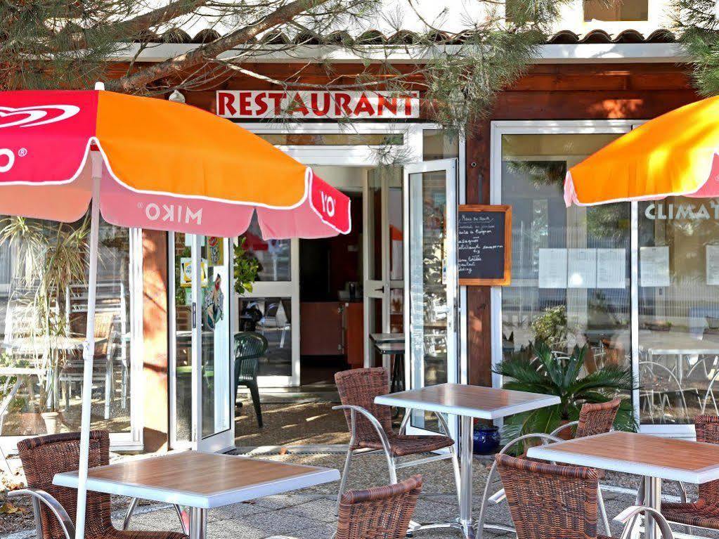Logis Hotel- Hotel Restaurant Le Rialto Le Sequestre Kültér fotó